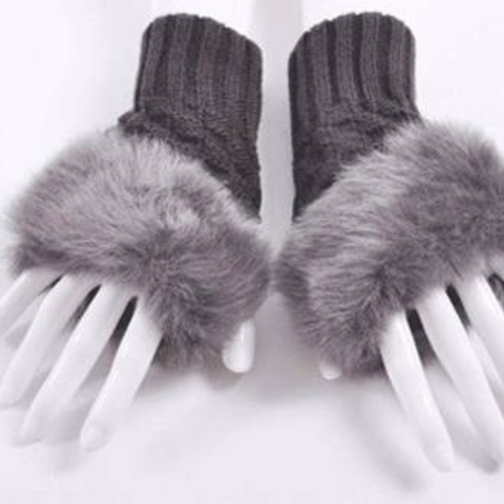 Faux fur winter fingerless gloves